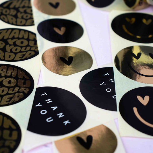 500x sticker 'Smiley' assorti Zwart-Goud 50mm