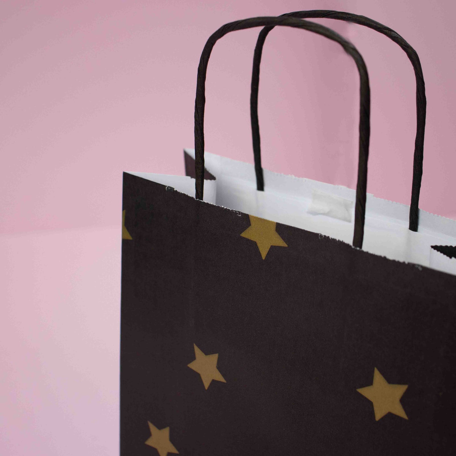 50x papieren tasjes Black Stars Gold A4