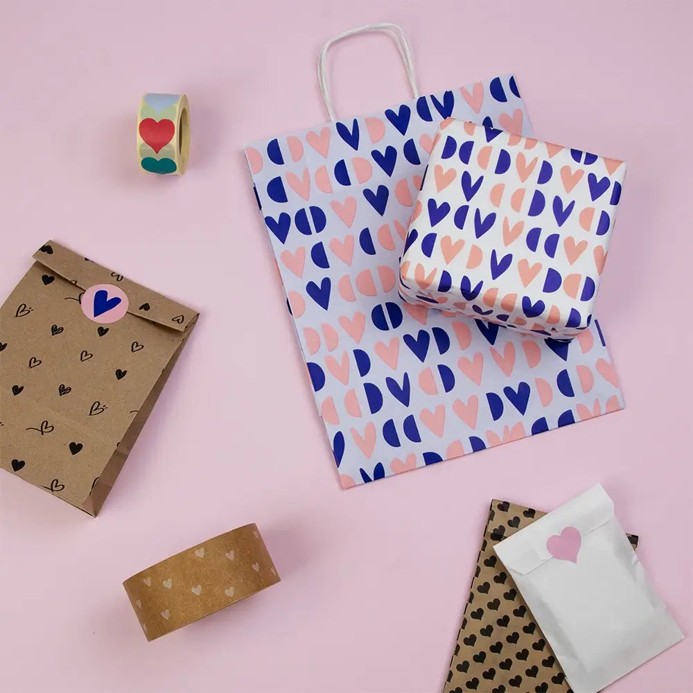 50x papieren tasjes Happy Hearts A5
