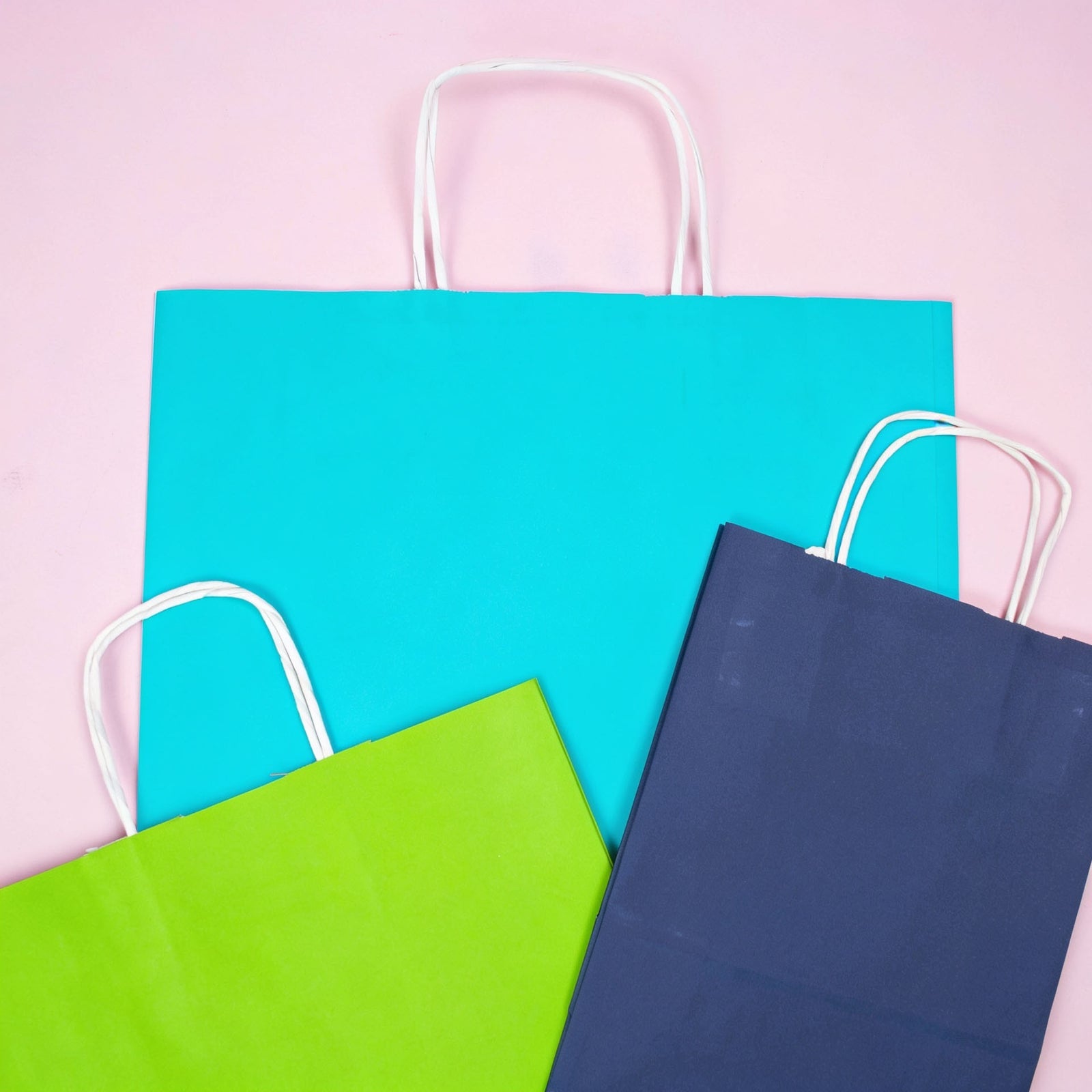 50x papieren tassen groen in diverse formaten