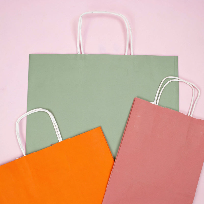 50x papieren tassen oranje in diverse formaten