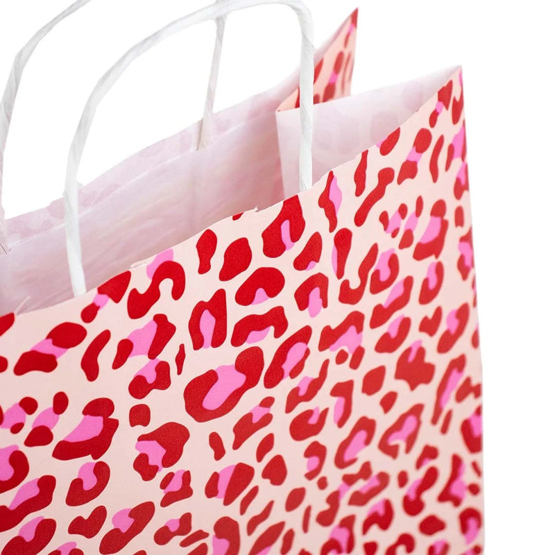 50x papieren tasjes Leopard Pink A4